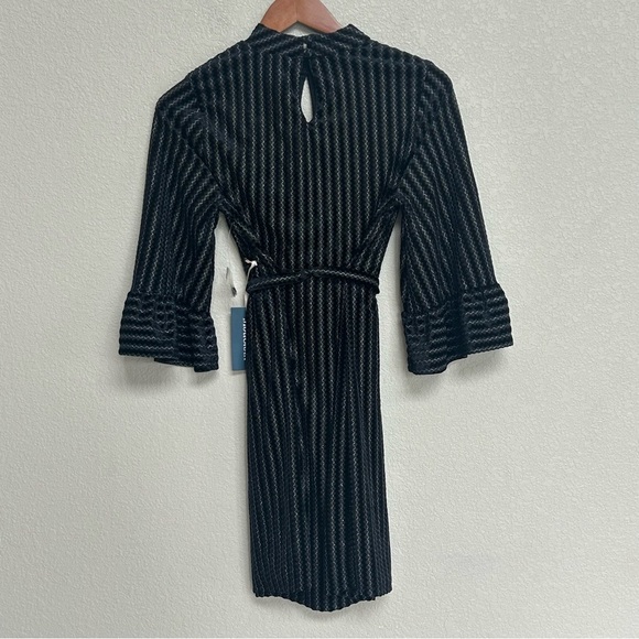NWT ModCloth Black Velvet Striped Bell Sleeve Keyhole Mini Dress Women’s Size S - Picture 3 of 10